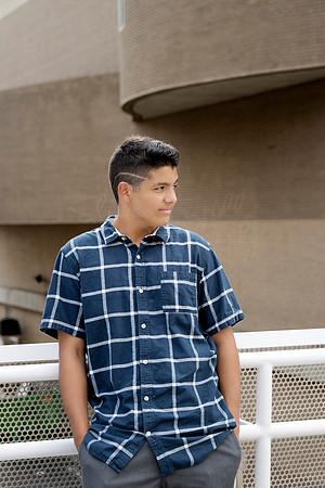 ElimarTrujilloPhotography_Eddie_Manrique_Senior_008