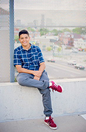 ElimarTrujilloPhotography_Eddie_Manrique_Senior_014